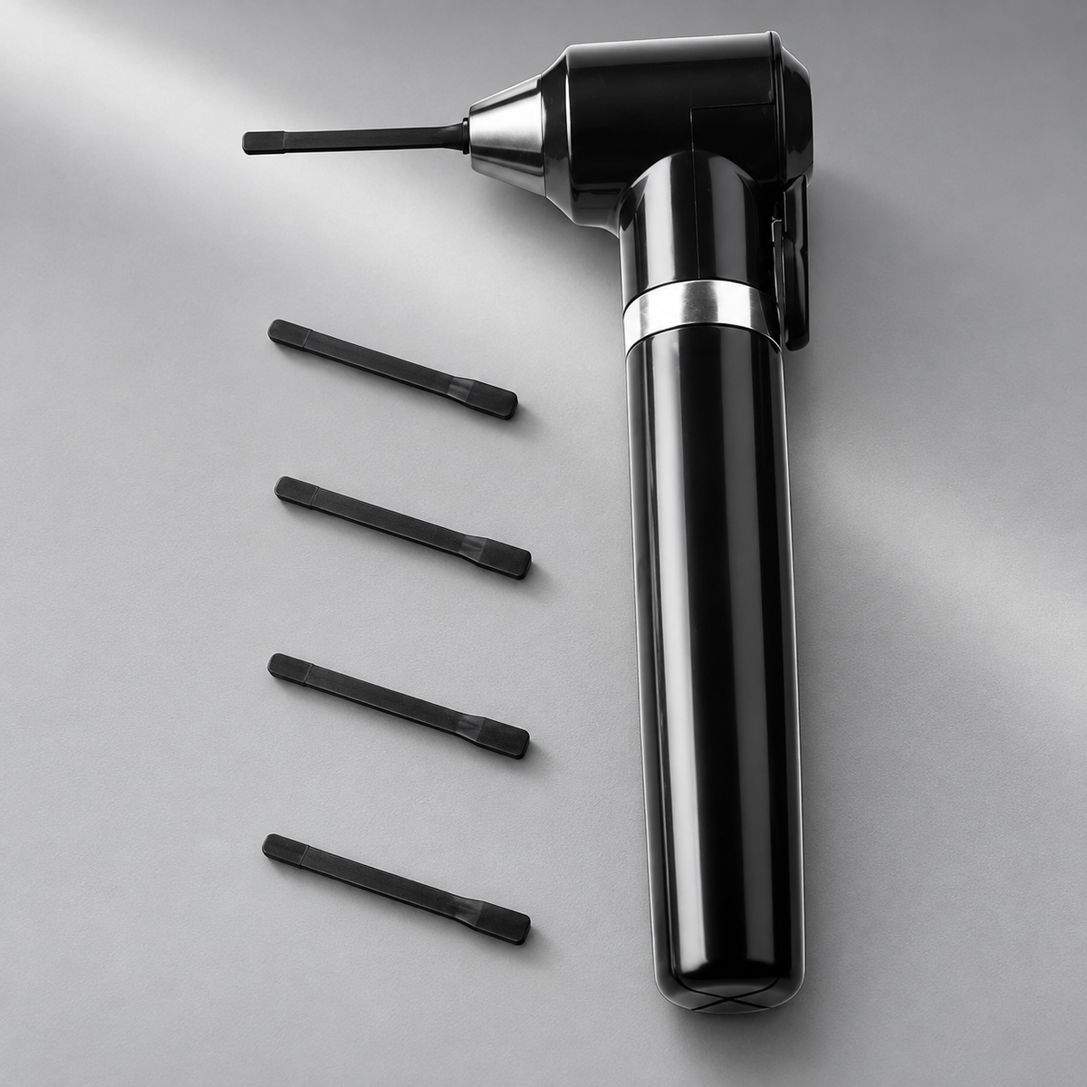 Mezclador negro de henna para cejas con cuatro accesorios de repuesto