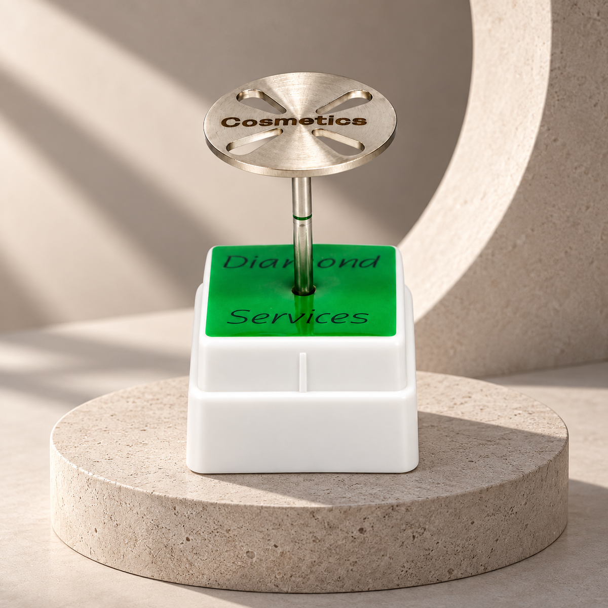 Pododisc Diamond Services con soporte blanco sobre fondo de piedra clara